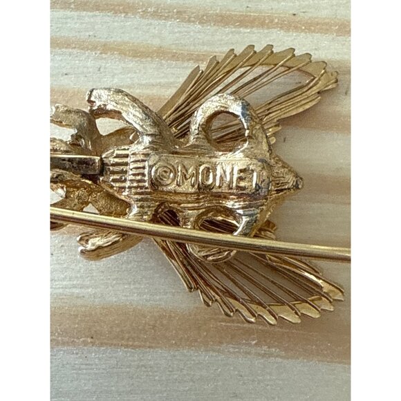 Gold Tone Monet Insect Stick Pin Brooch Vintage - Picture 5 of 6